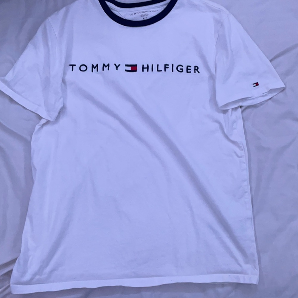 brand new very clean tommy hilfiger shirt!